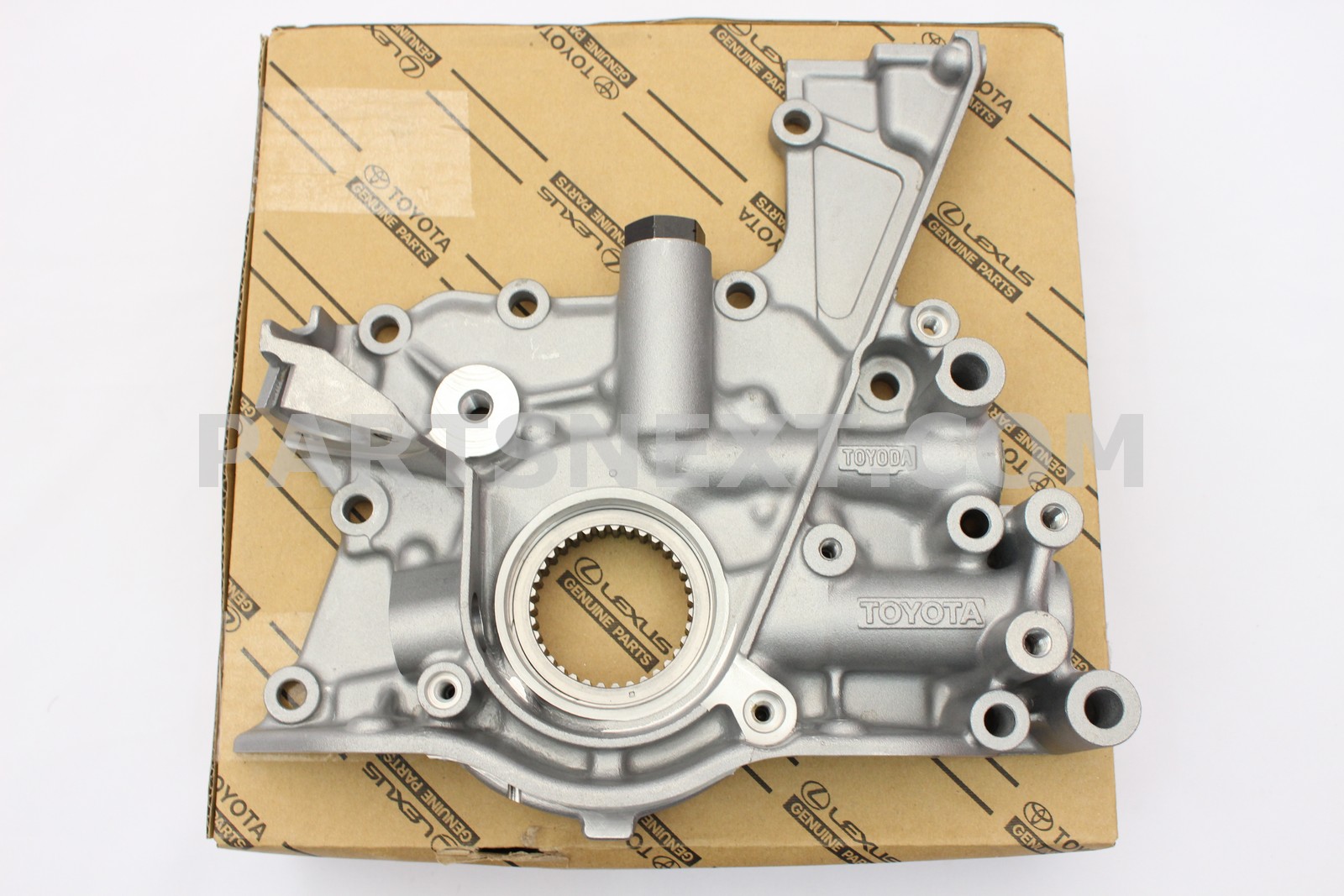 15100-46052 PUMP ASSY, OIL