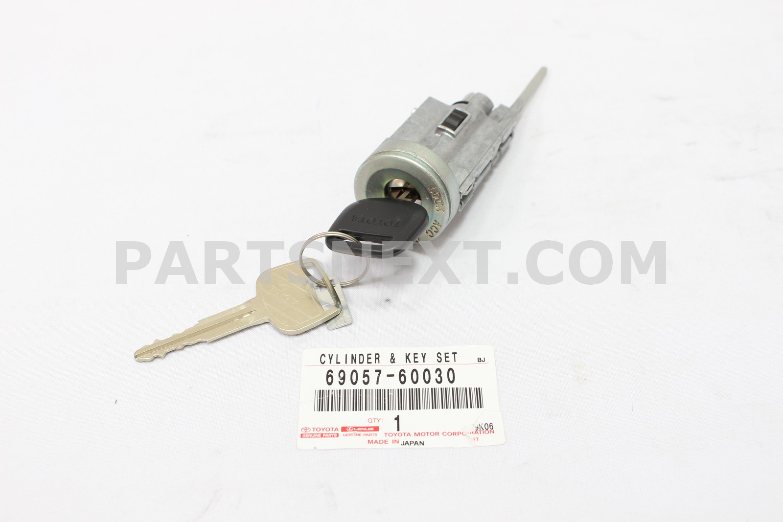 Toyota :: 69057-60030 CYLINDER & KEY SET, IGNITION SWITCH LOCK