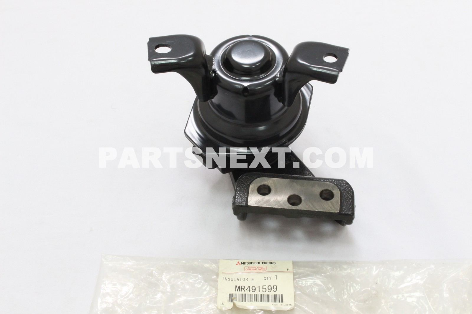 Mitsubishi Mr491599 Insulator Eng Mounting