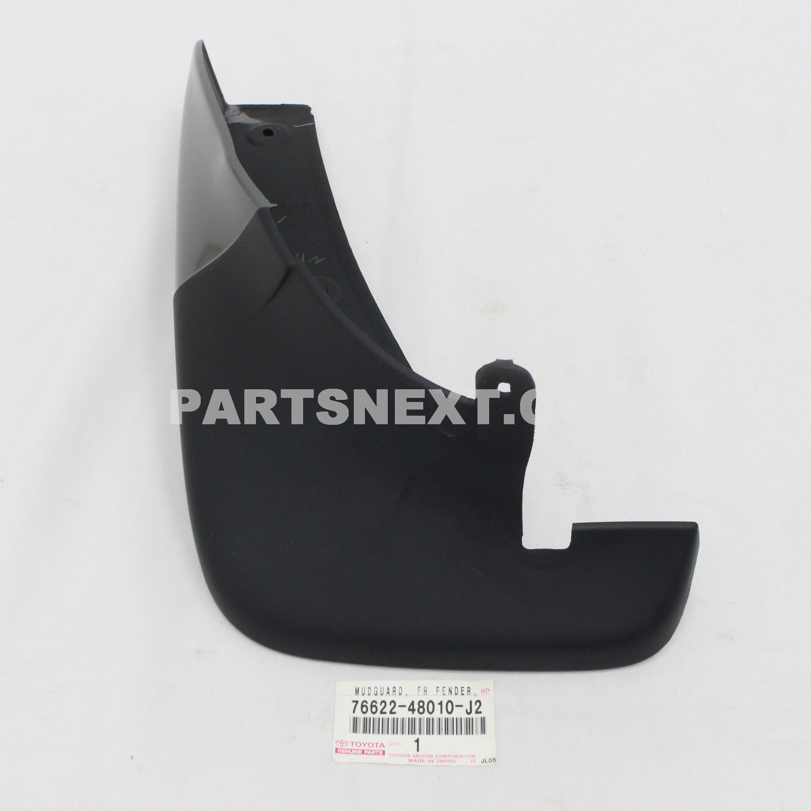 Toyota :: 76622-48010-J2 MUDGUARD, FRONT FENDER, LH