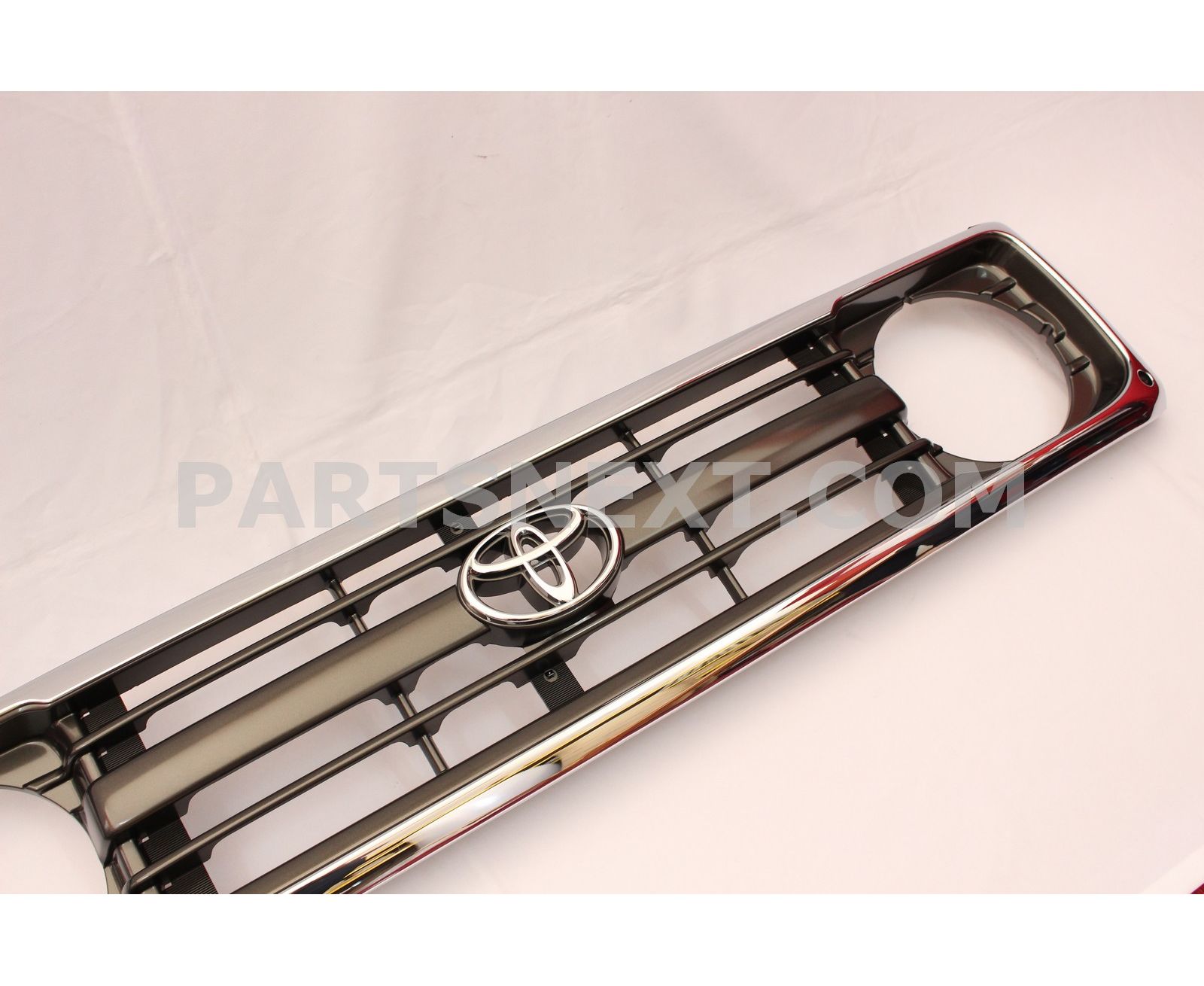 Toyota :: 53101-60160 GRILLE, RADIATOR