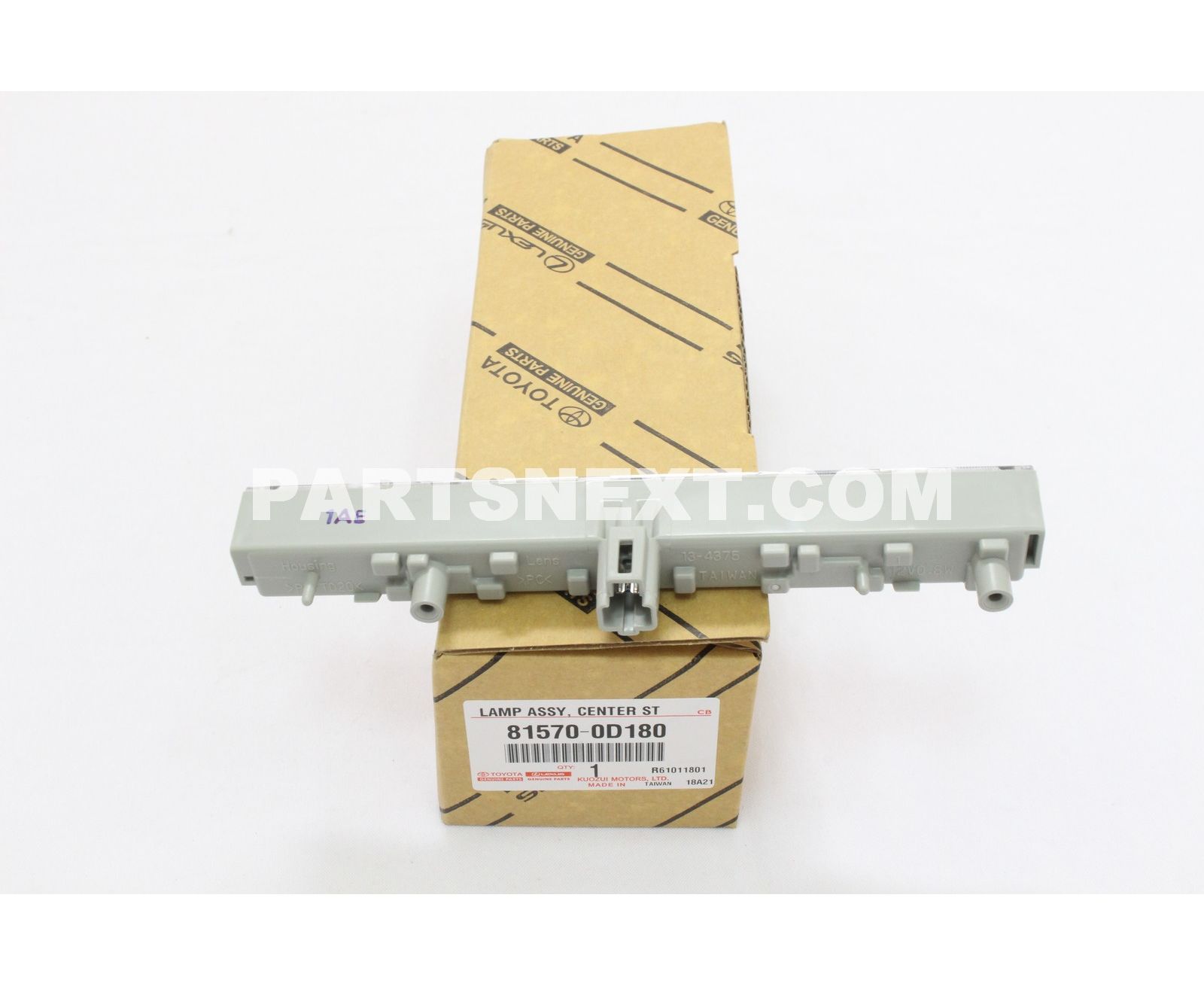 Toyota :: 81570-0D180 LAMP ASSY, STOP CTR